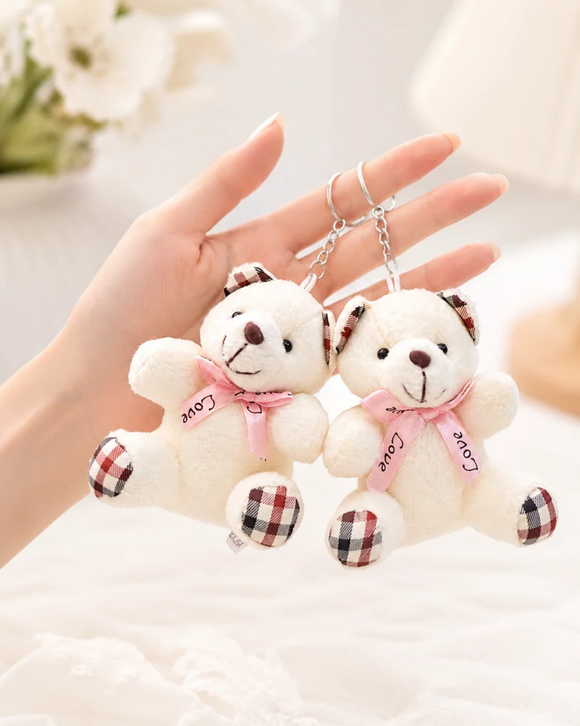 toptan ayıcık anahtarlık krem peluş pembe fiyonklu model