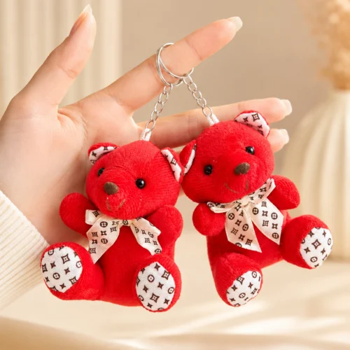 toptan ayıcık anahtarlık kırmızı peluş oturan model metal halkalı görünüm