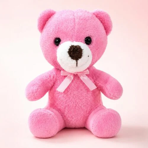 Pembe peluş ayıcık ön görünüm beyaz ağız ve kurdele detayı