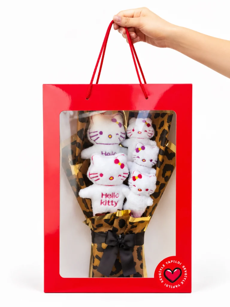 Toptan 5’li Hello Kitty peluş buketi taşıma çantalı kırmızı kutu