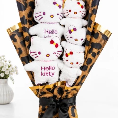 Toptan 5’li Hello Kitty peluş buketi leopar desenli ambalaj
