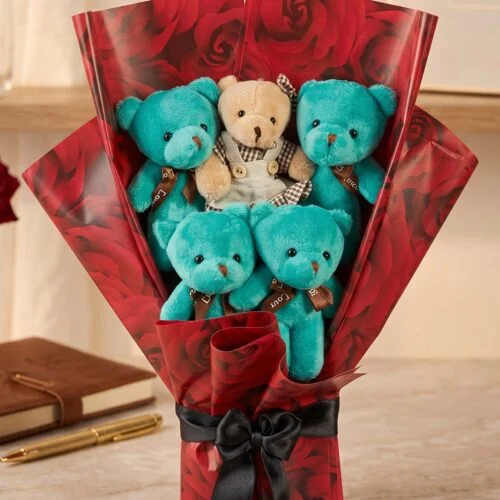 Toptan 5’li yeşil krem peluş ayıcık buketi kırmızı gül desenli ambalajlı siyah fiyonklu hediye modeli