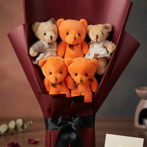 Bordo ambalajlı karışık peluş ayıcık buketi turuncu ve krem ayıcıklı toptan ürün